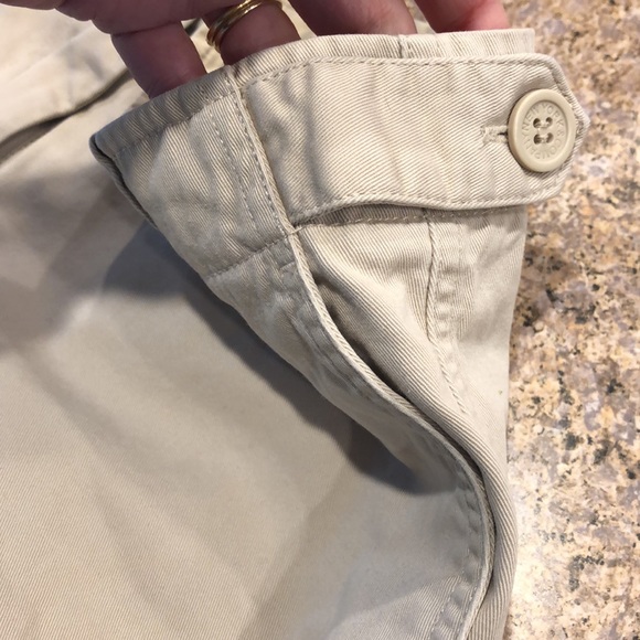 New York & Company Khaki Tan Shorts Women’s 8 - Picture 6 of 15